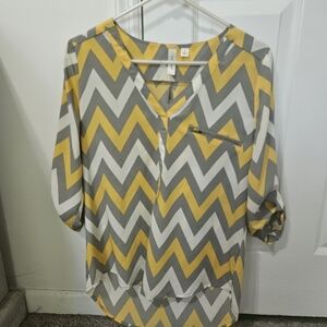 Actra Yellow and Gray Chevron Blouse